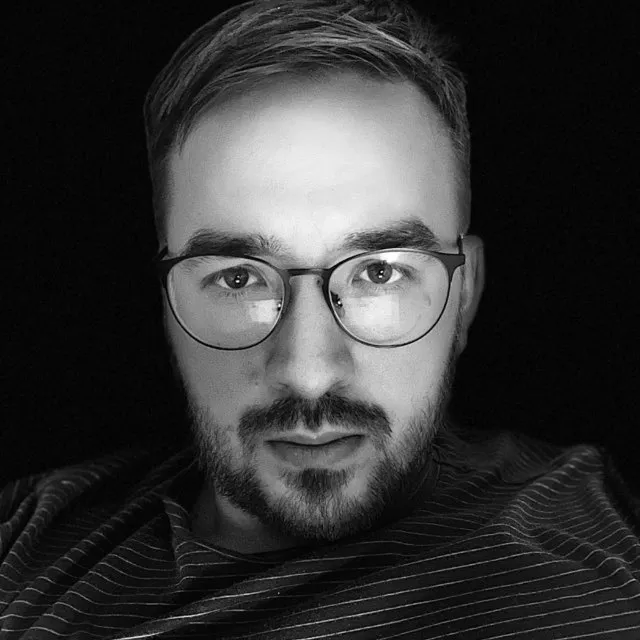 Антон Сафонов